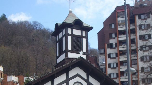 Crkva Svetih apostola Petra i Pavla Majdanpek