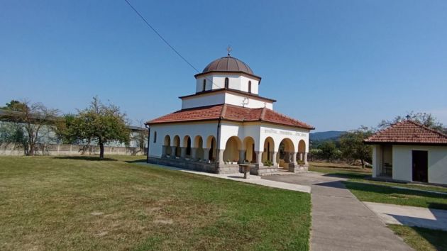 Crkva Svetog Pantelejmona Bumbarevo brdo Knić