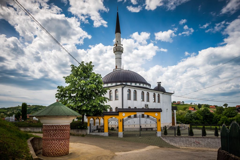 Džamija Čarakovo kod Prijedora