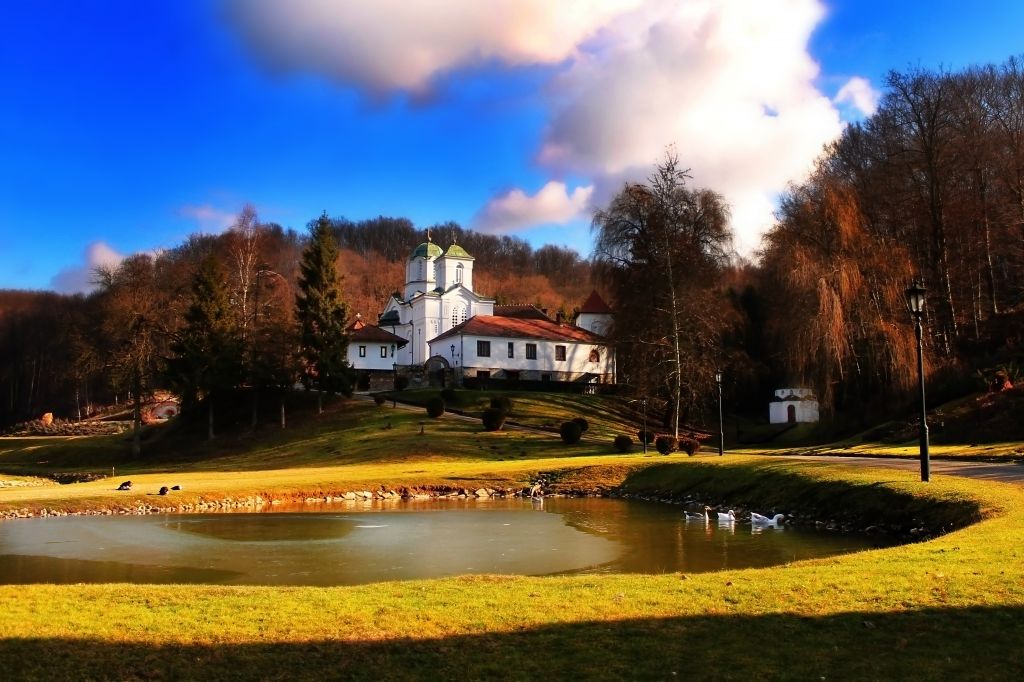 Manastir Kaona kod Vladimiraca