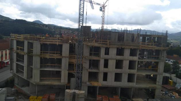 Poslovno-stambeni objekat Metalac u Gornjem Milanovcu