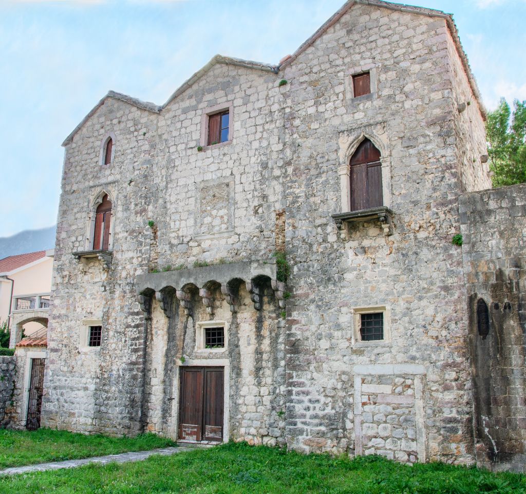 Palata Tre sorele Prčanj Kotor