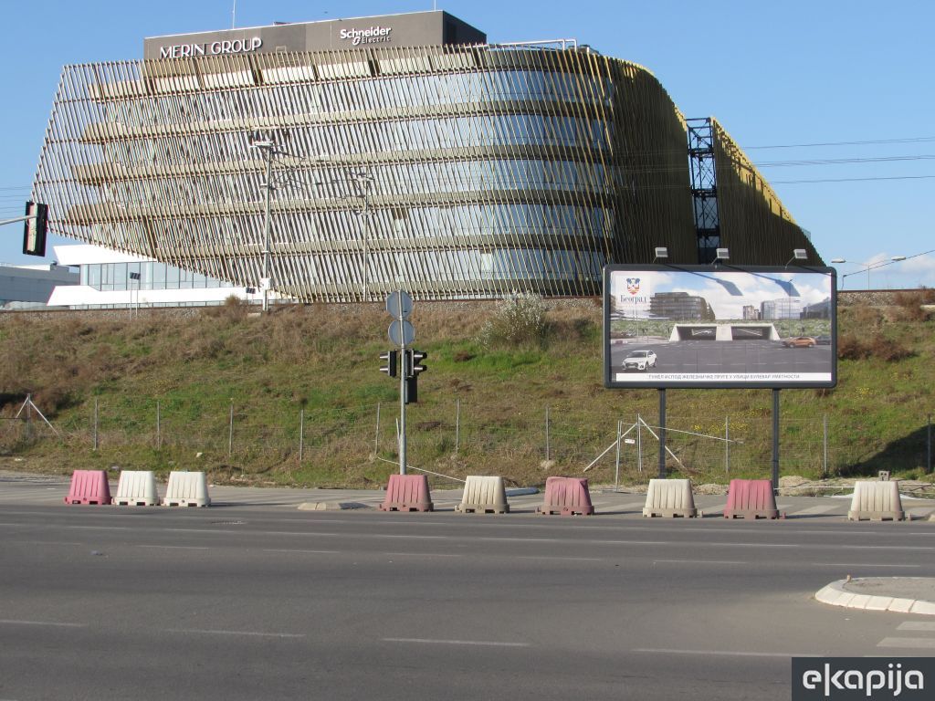 podvožnjak Bulevar umetnosti Novi Beograd