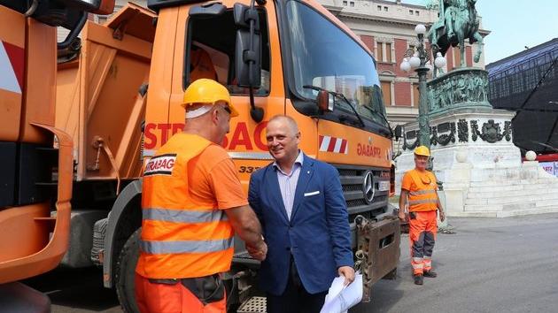 Rekonstrukcija Trga republike