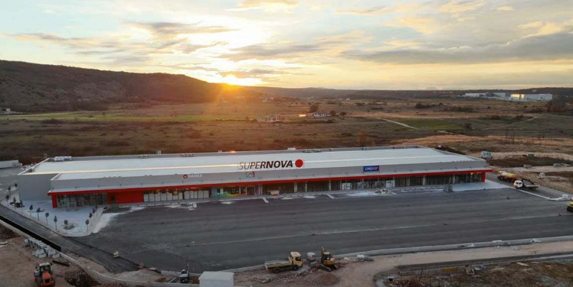 Shopping center Supernova Grude
