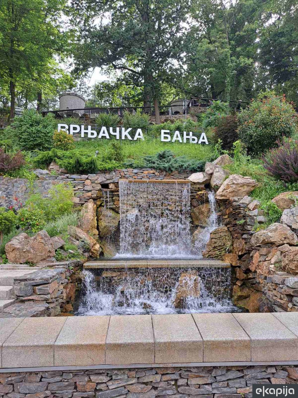 Veštački vodopad Vrnjačka Banja